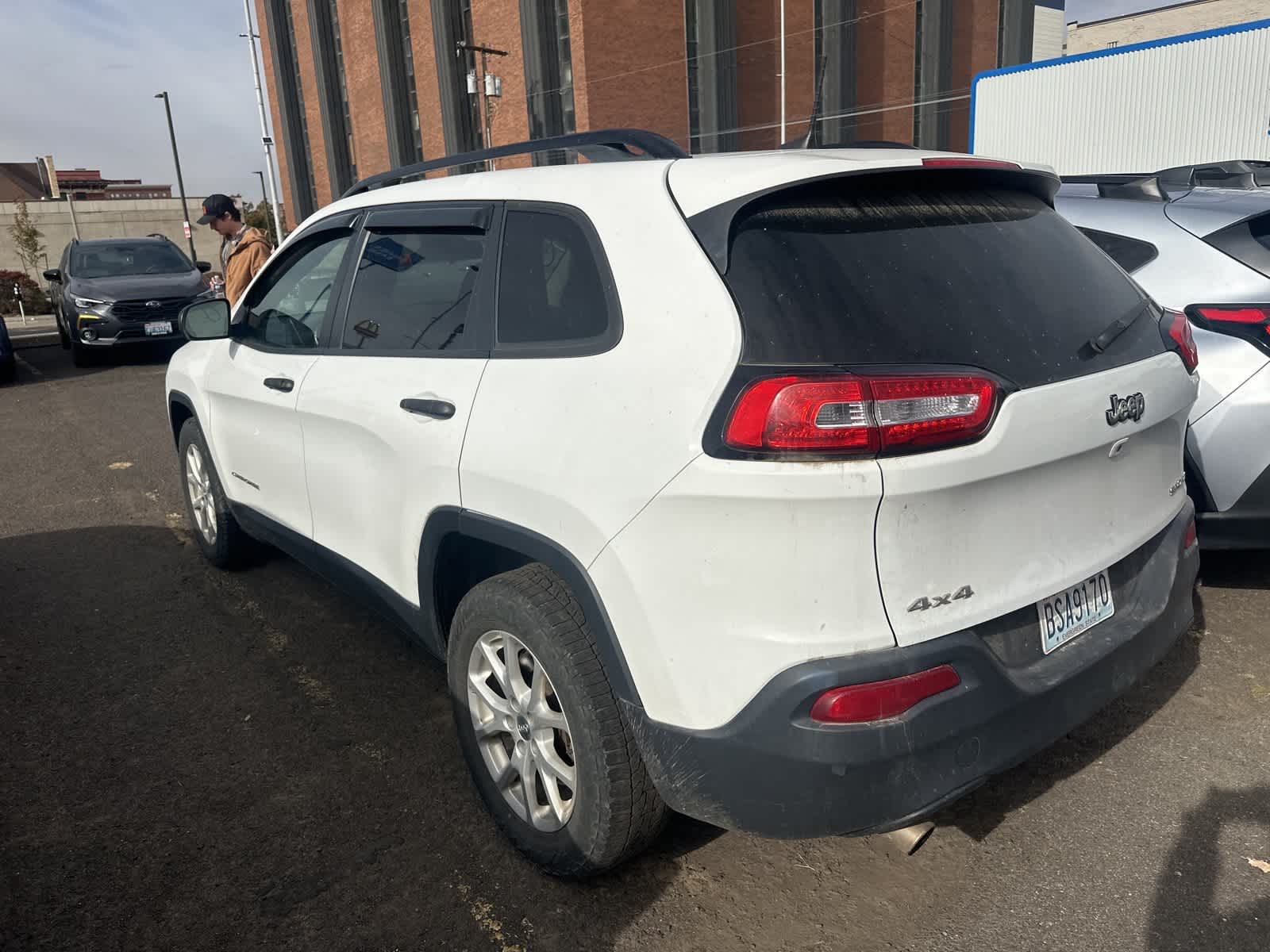 Thumbnail: 2016 Jeep Cherokee - 3