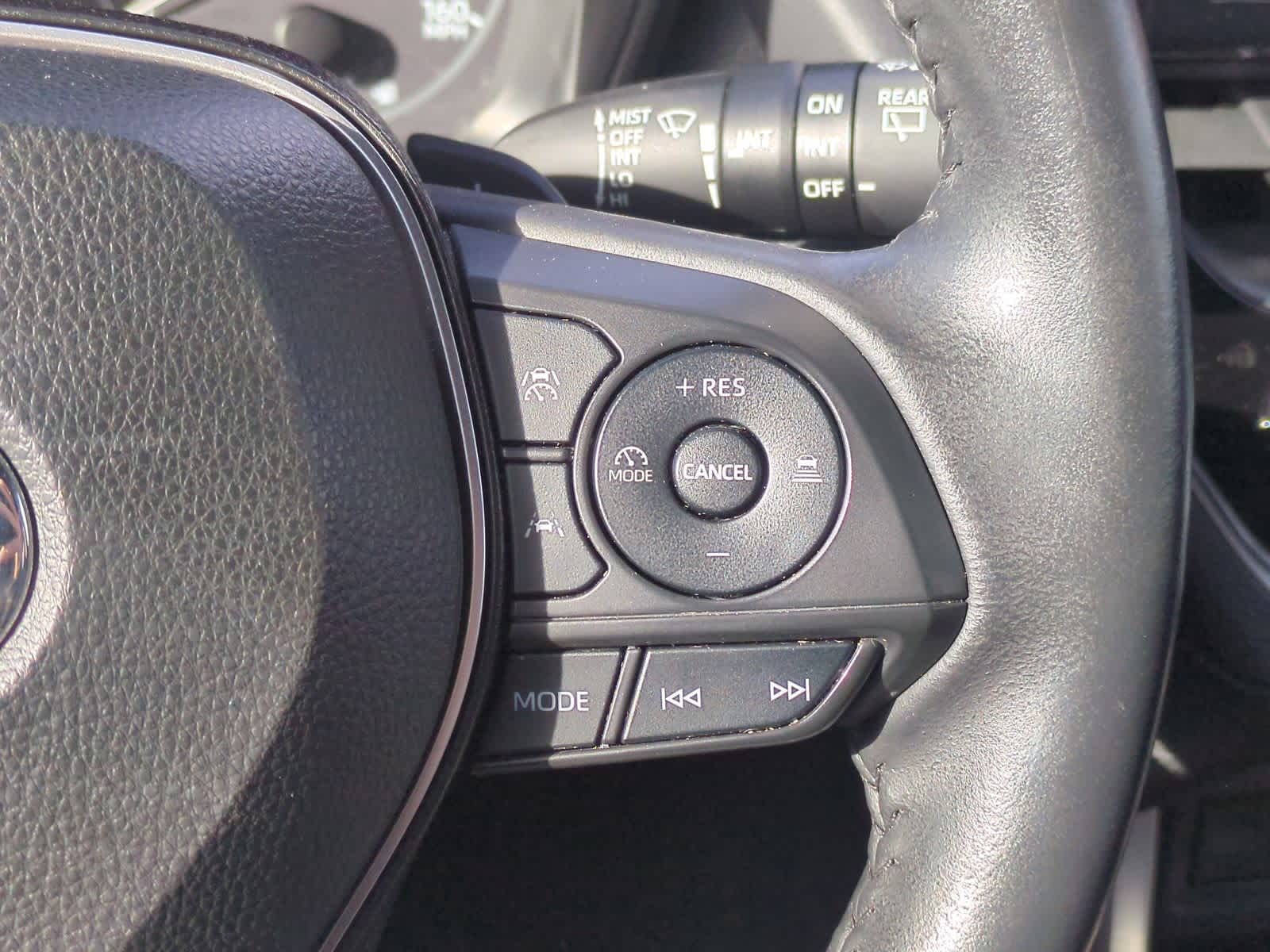 Thumbnail: 2023 Toyota Corolla Cross - 25