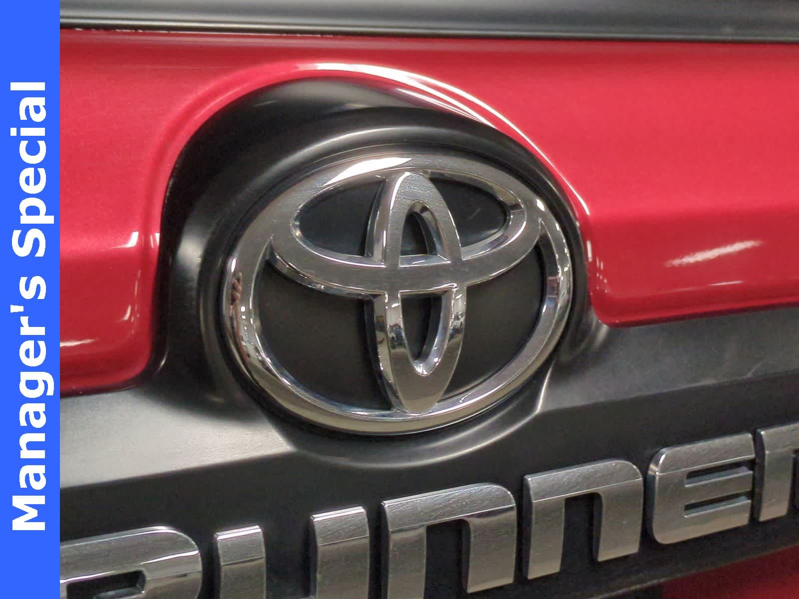 Thumbnail: 2016 Toyota 4Runner - 12