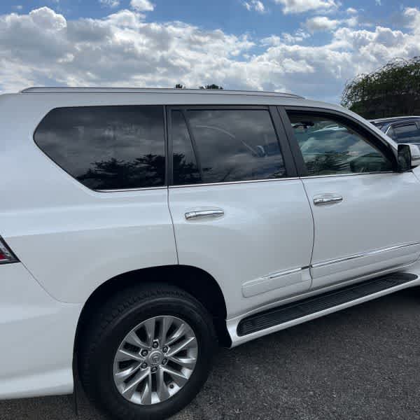 Thumbnail: 2019 Lexus GX - 8