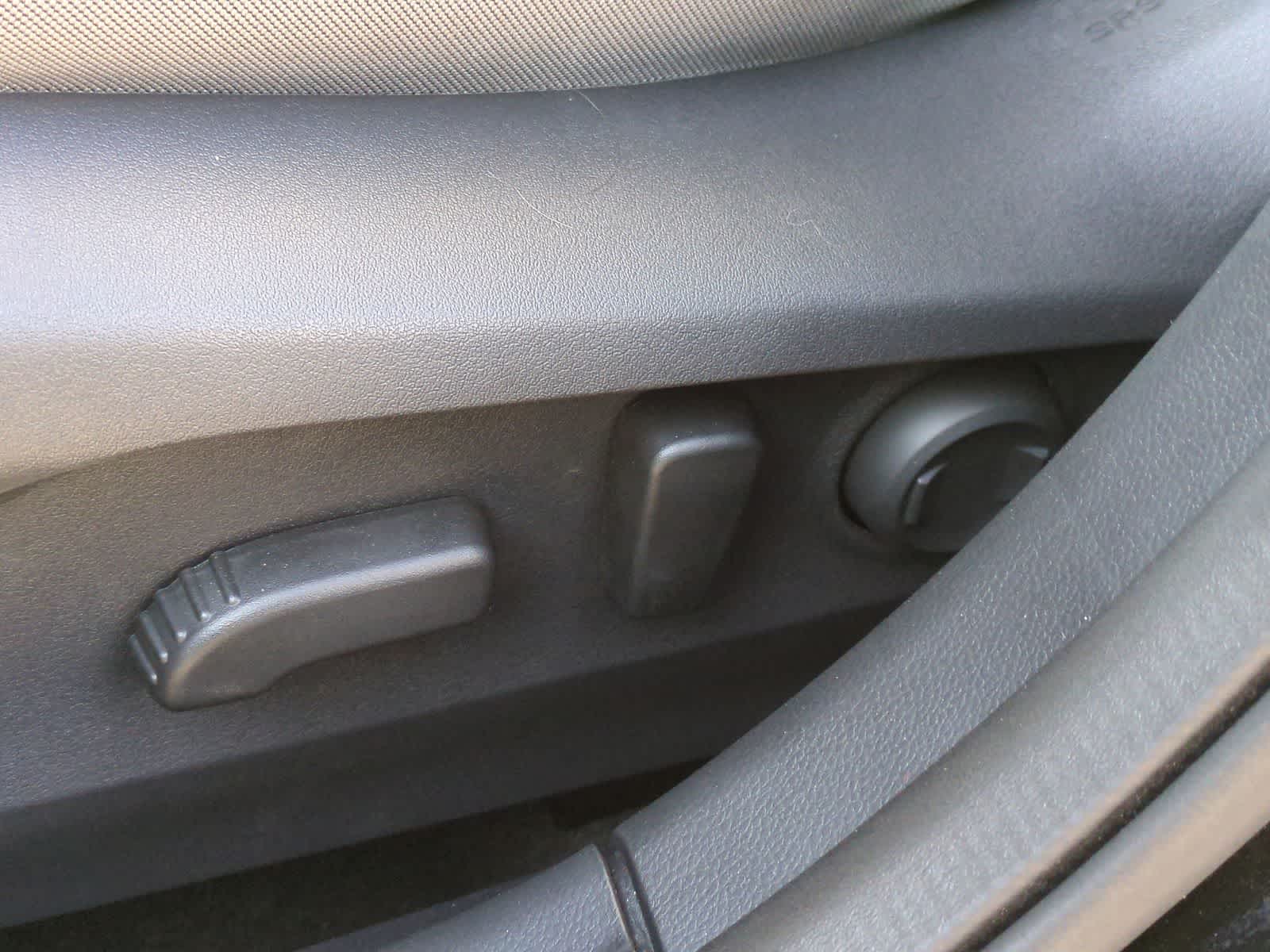 Thumbnail: 2025 Subaru Legacy - 19