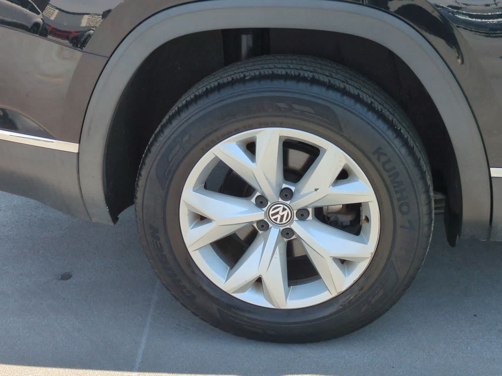 Thumbnail: 2018 Volkswagen Atlas - 14