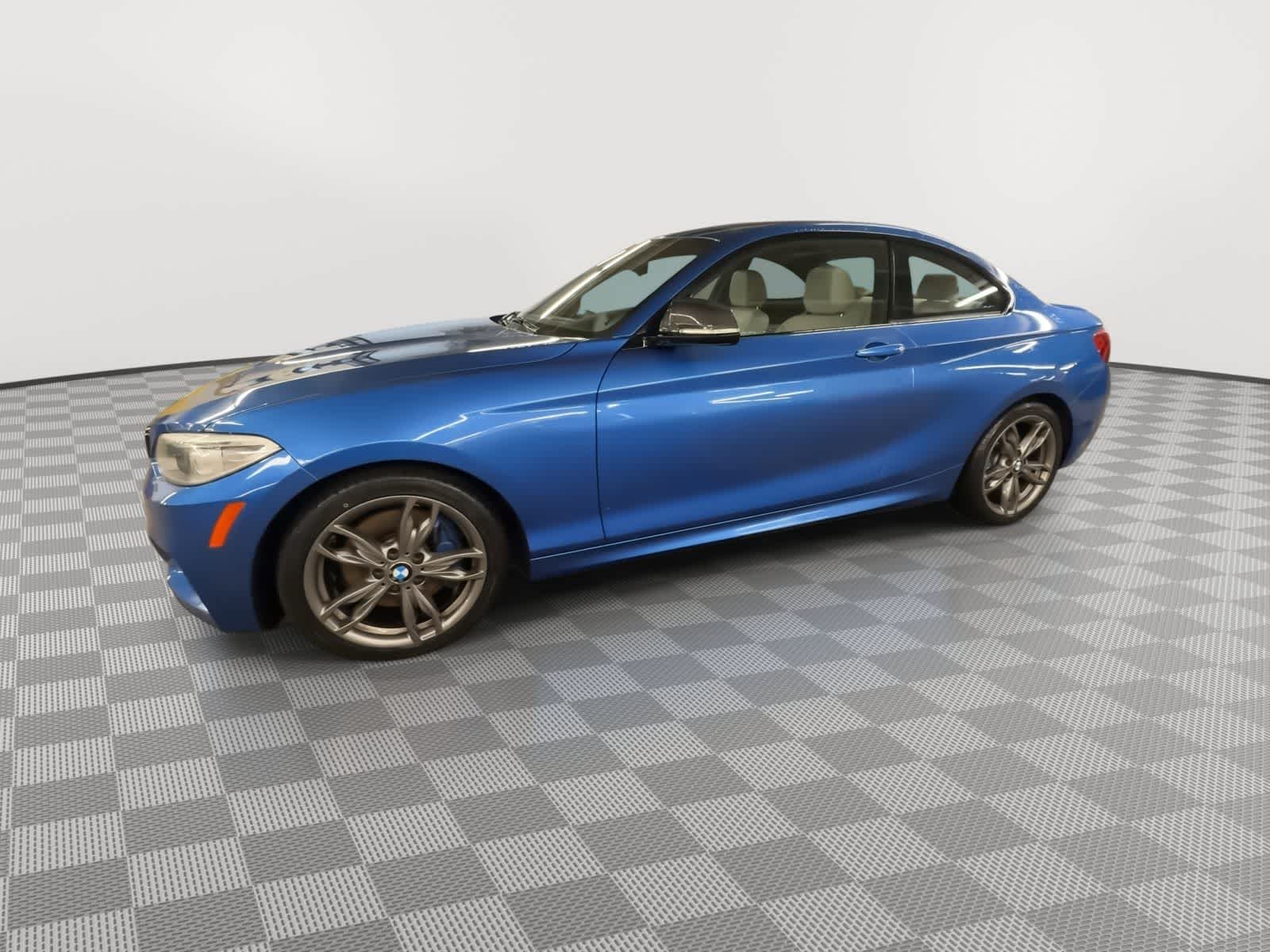 Thumbnail: 2016 BMW 2 Series - 4