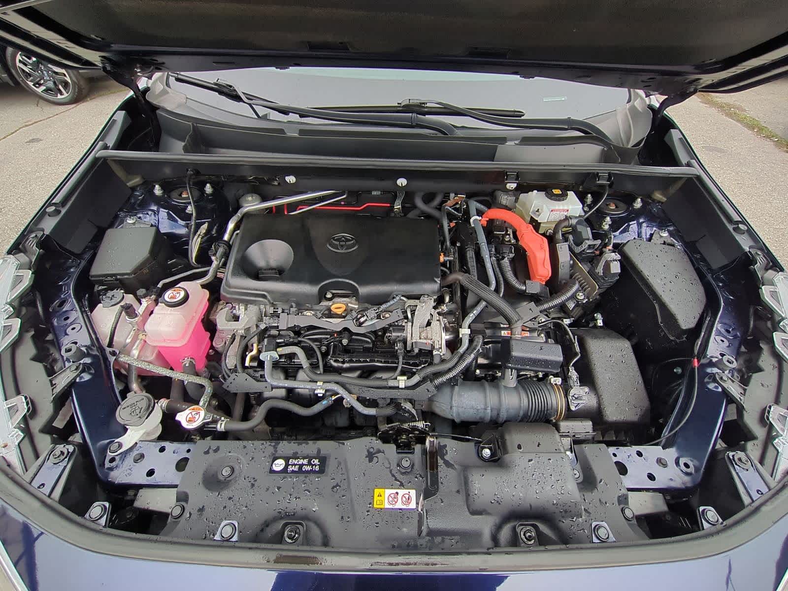 Thumbnail: 2020 Toyota RAV4 - 15