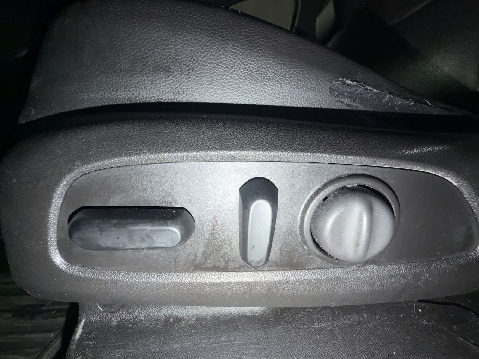 Thumbnail: 2019 Chevrolet Traverse - 18