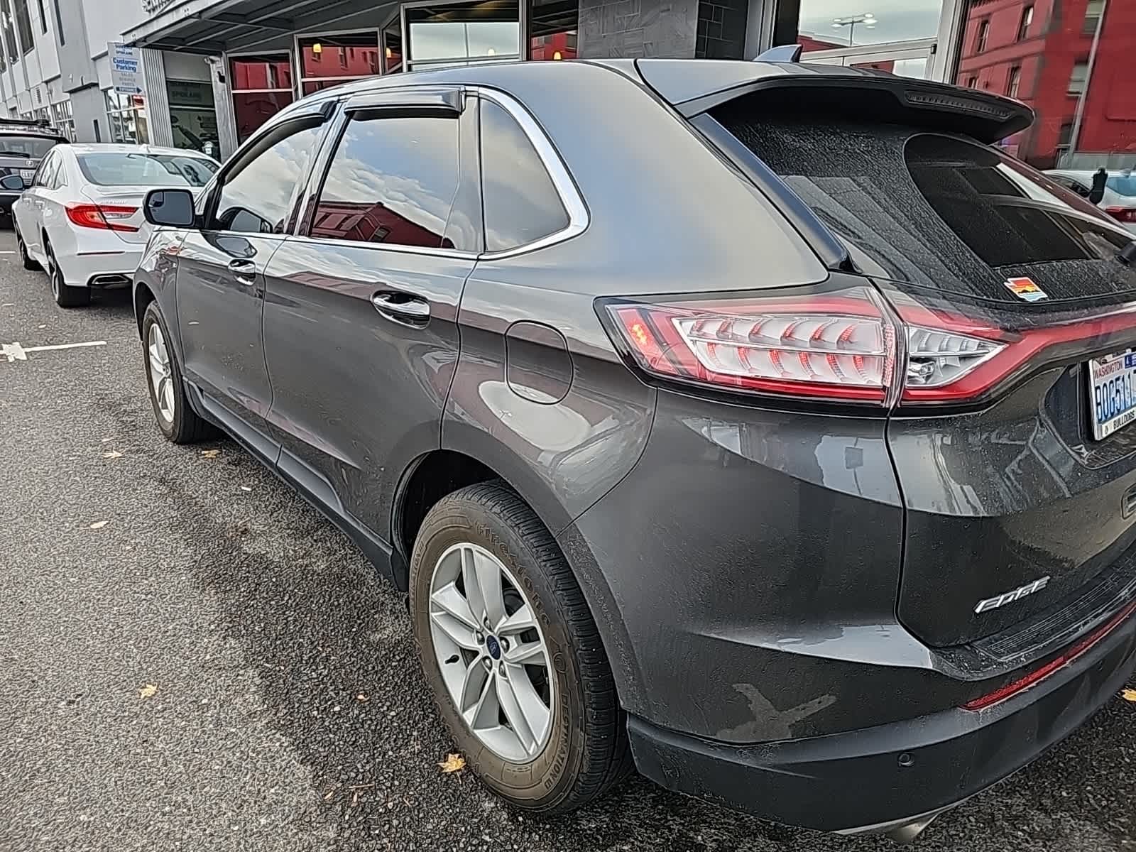 2017 Ford Edge SEL photo 2