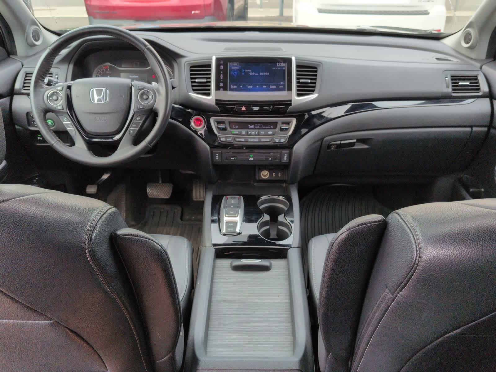 Thumbnail: 2017 Honda Pilot - 16