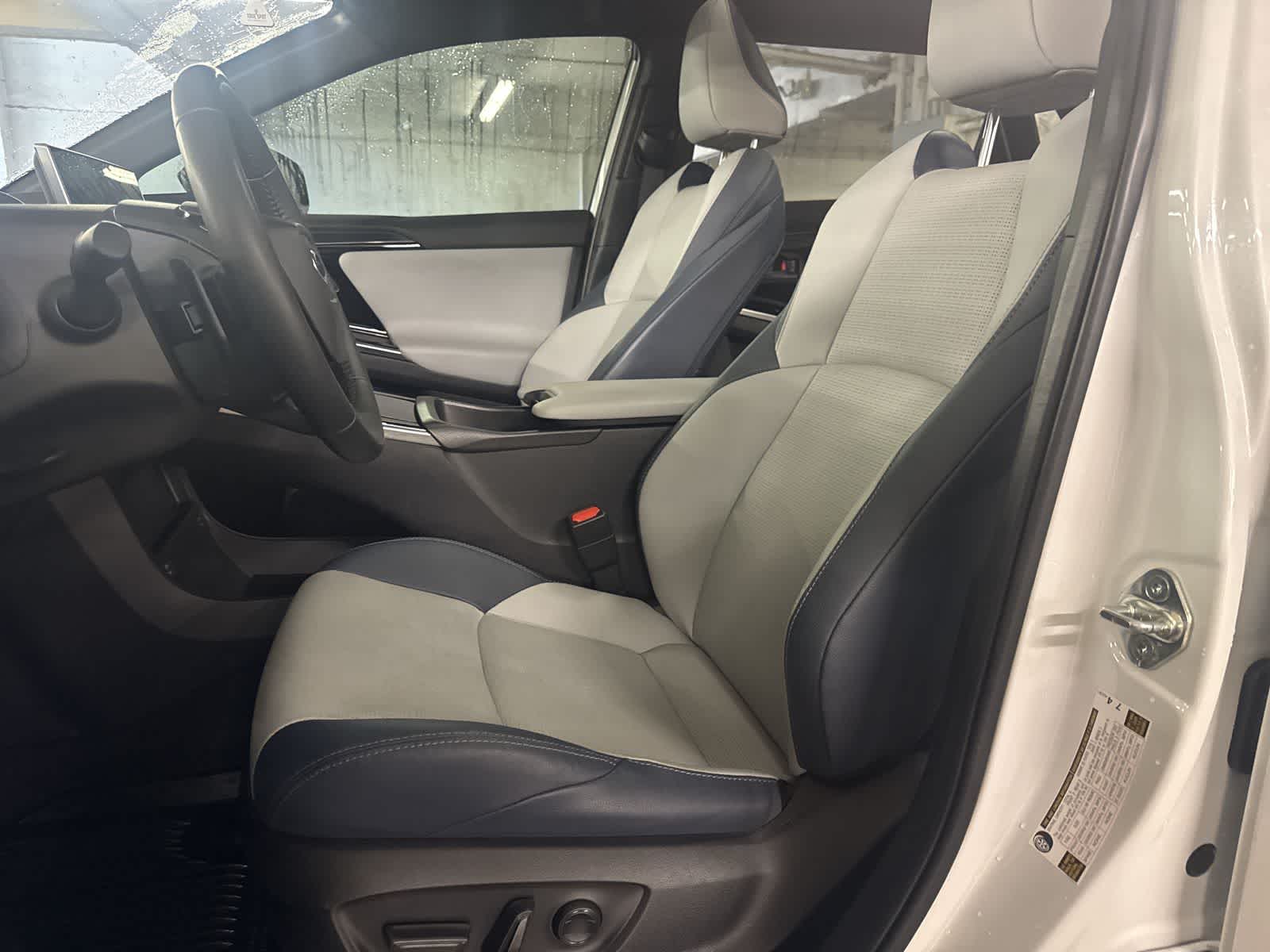 Thumbnail: 2023 Subaru Solterra - 17