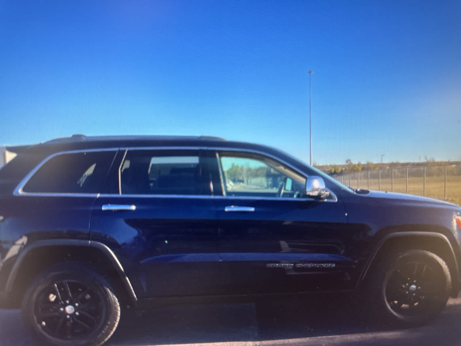 Thumbnail: 2018 Jeep Grand Cherokee - 6