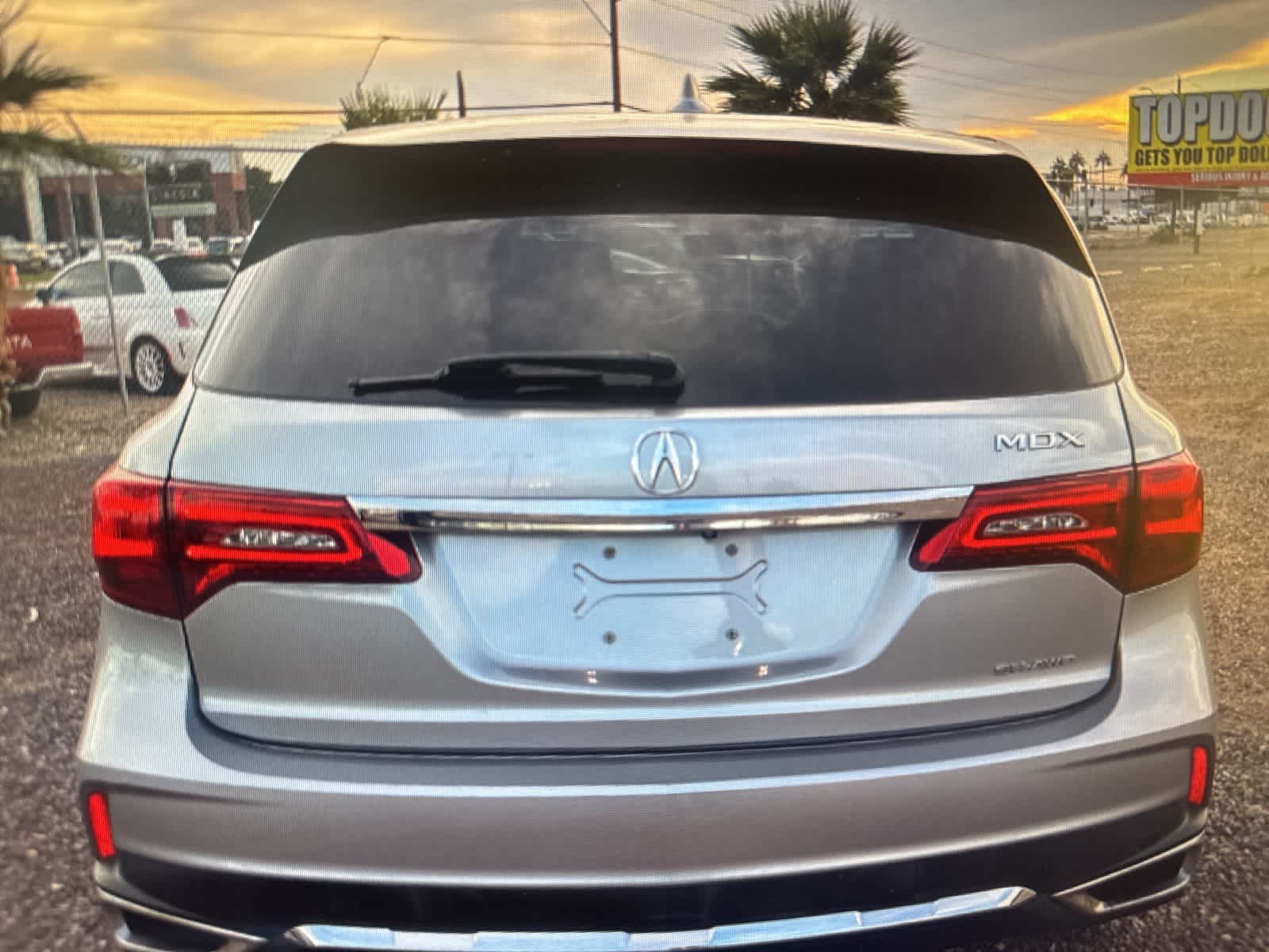 2017 Acura MDX SH-AWD photo 4