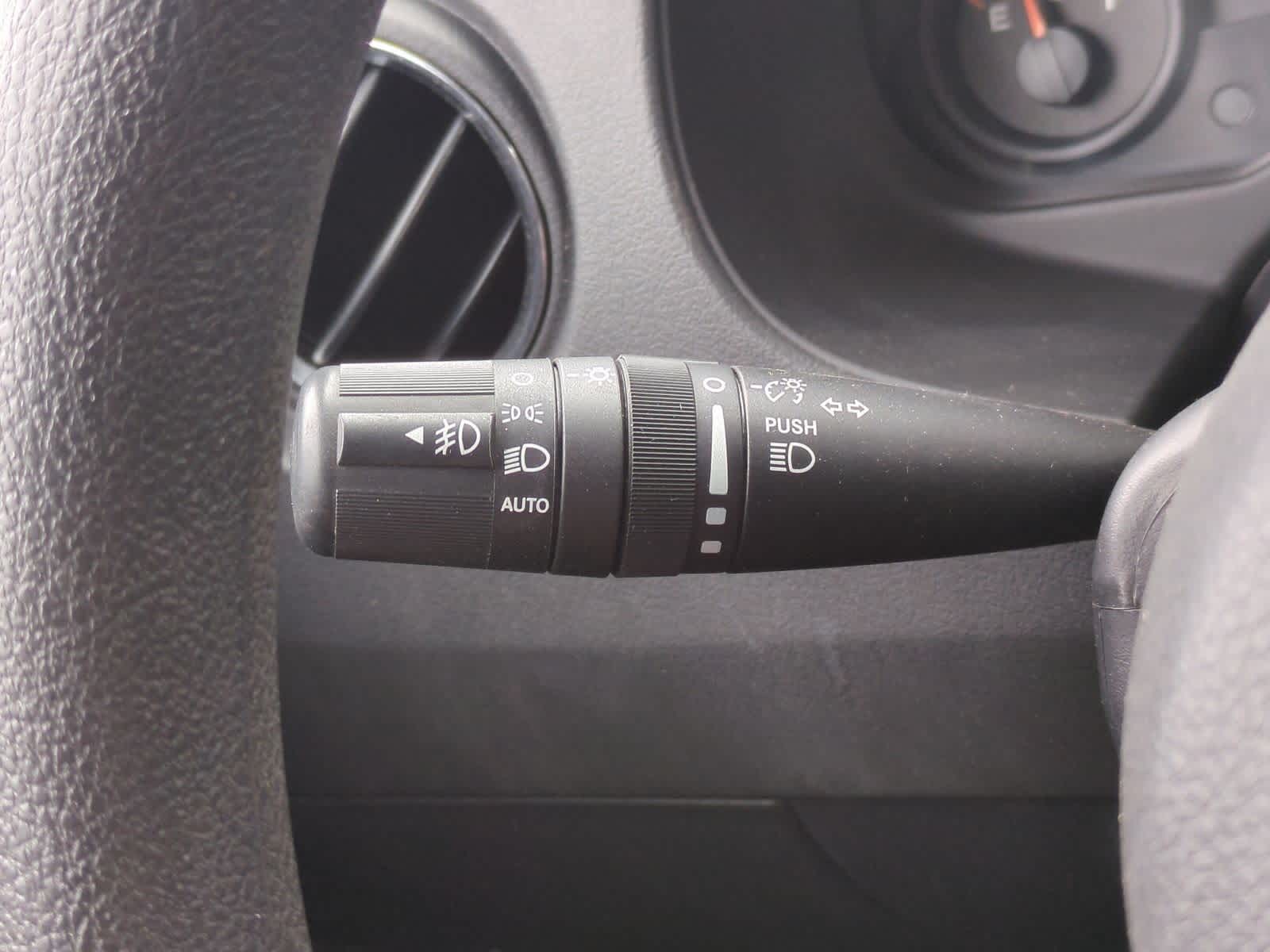 Thumbnail: 2016 Jeep Patriot - 26