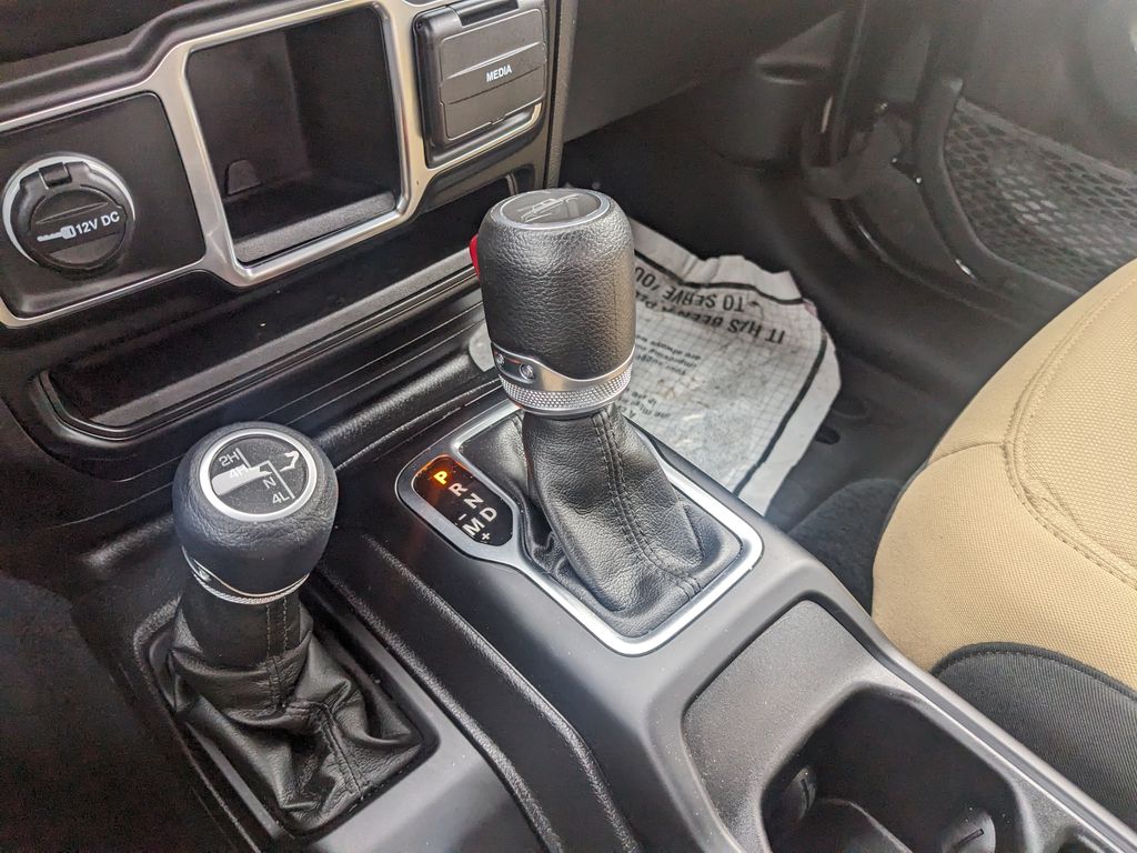2022 Jeep Gladiator Sport - Photo 14