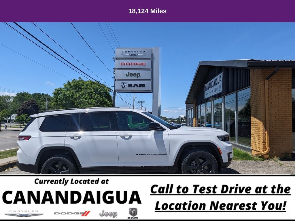 Used 2024 Jeep Grand Cherokee L Laredo SUV