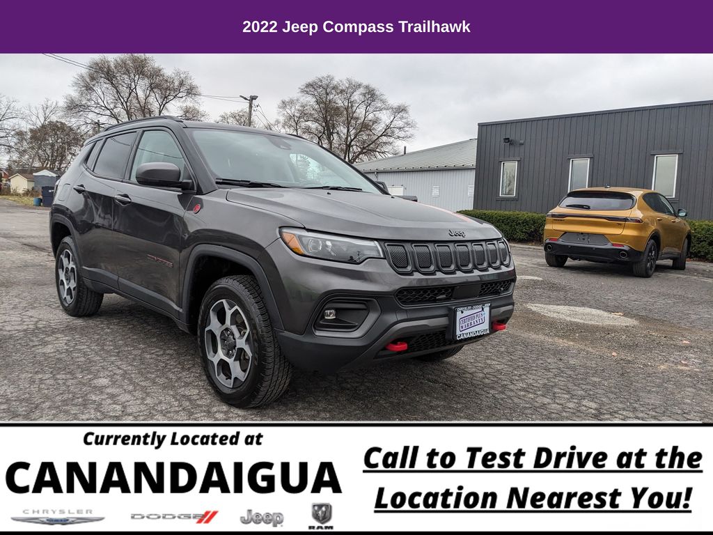 2022 Jeep Compass Trailhawk's photo