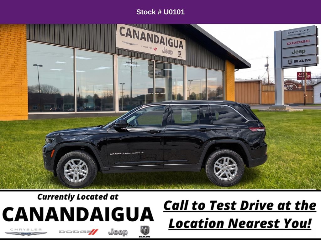 Used 2023 Jeep Grand Cherokee Laredo SUV