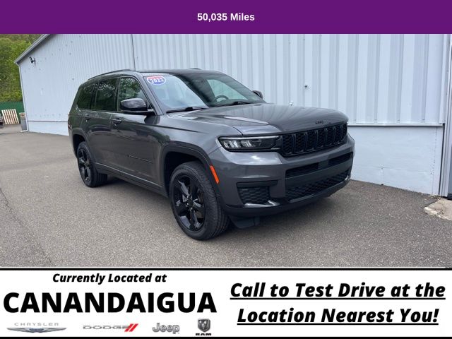 2022 Jeep Grand Cherokee Altitude photo 2