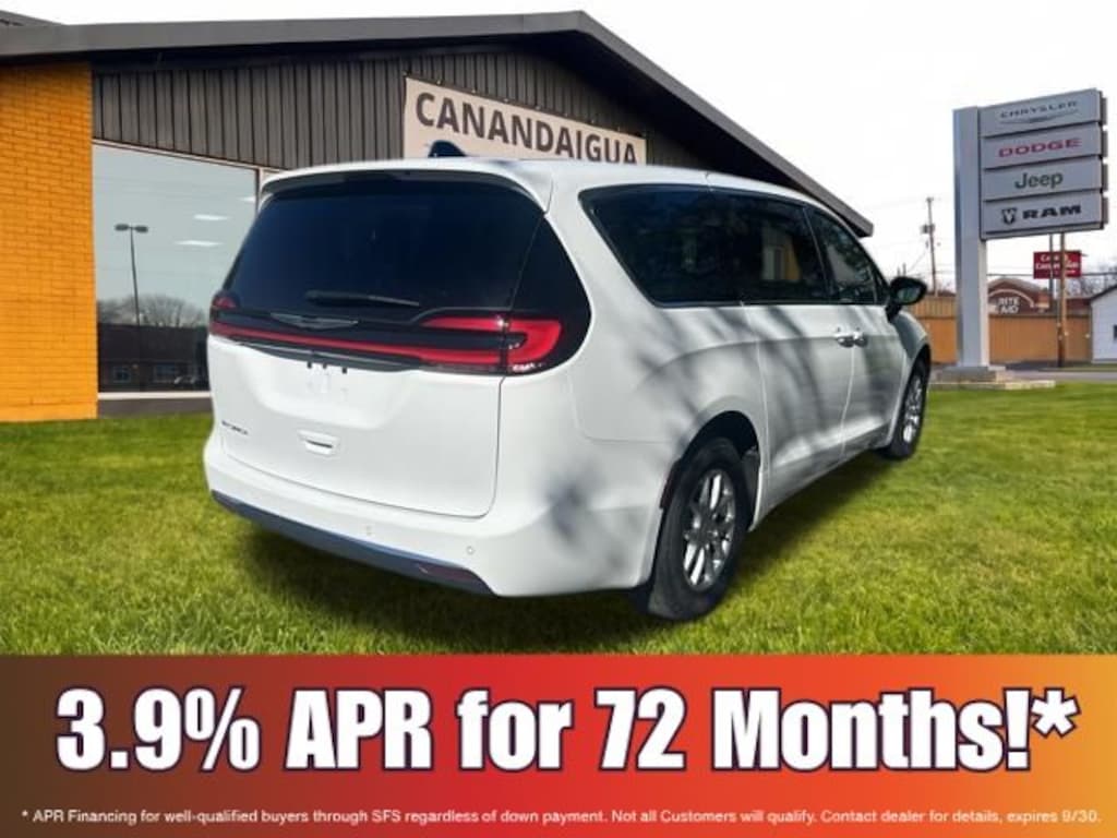 New 2026 Chrysler Pacifica Select Passenger Van