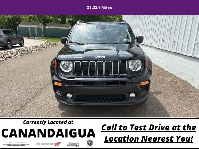 2022 Jeep Renegade Latitude photo 2