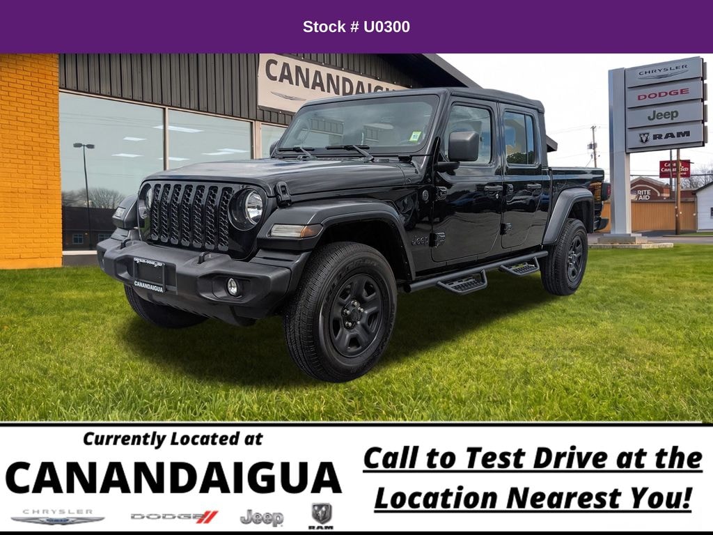Used 2022 Jeep Gladiator Sport Truck Crew Cab