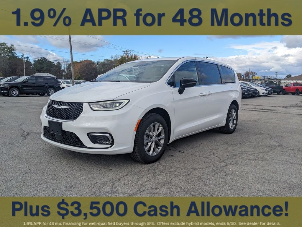 New 2026 Chrysler Pacifica Select Passenger Van