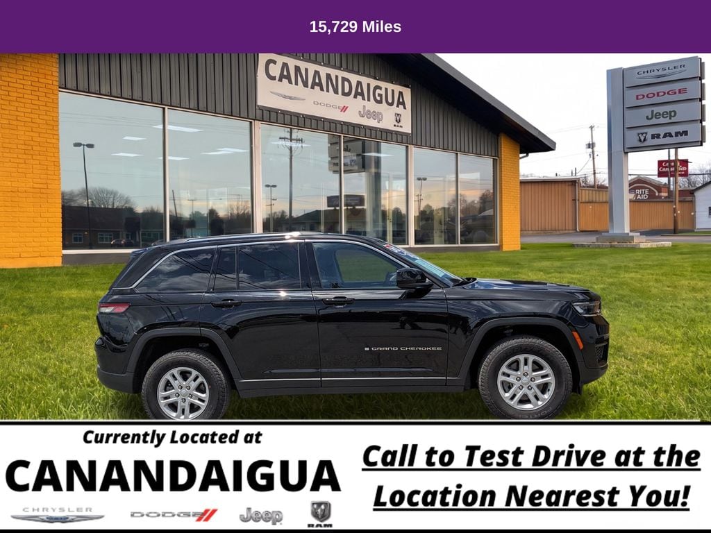 Used 2023 Jeep Grand Cherokee Laredo SUV