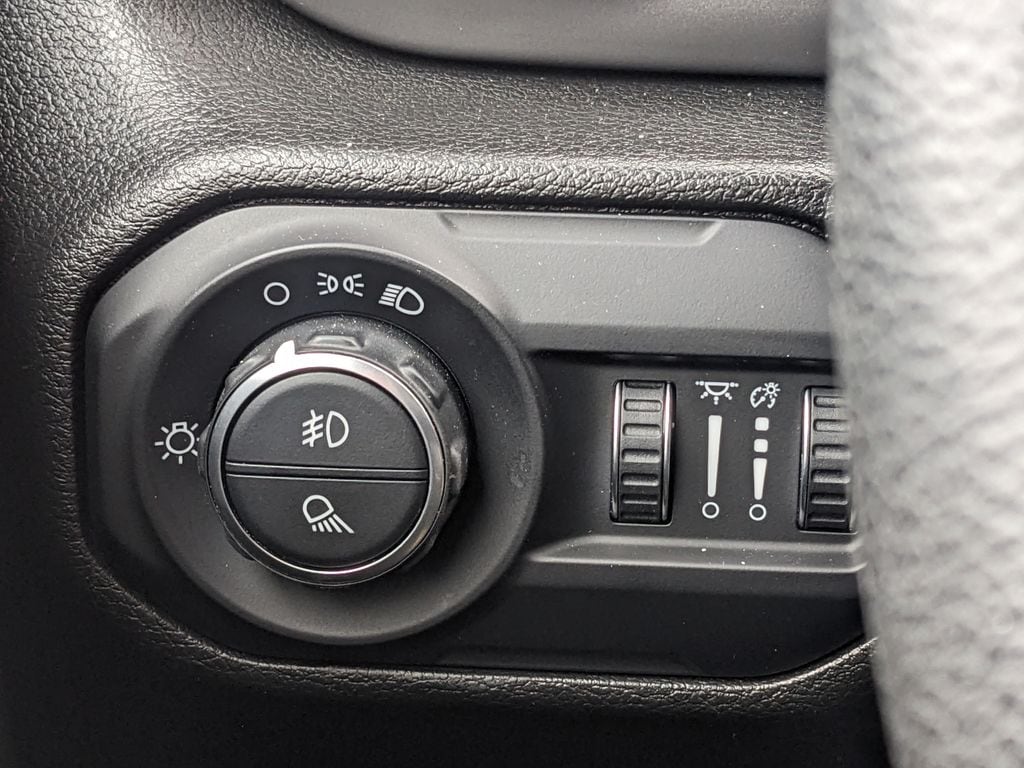 2022 Jeep Gladiator Sport - Photo 15