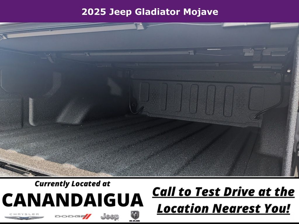 2025 Jeep Gladiator Mojave photo 3