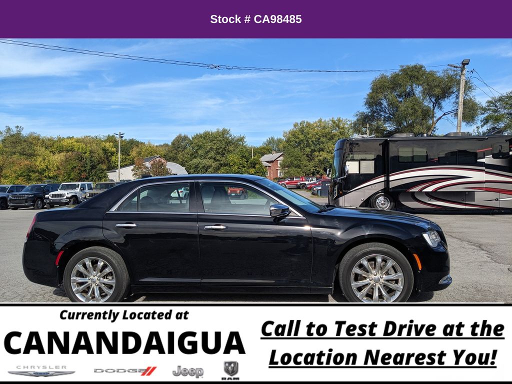 2016 Chrysler 300 C Base photo 2
