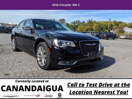 2016 Chrysler 300C Base Sedan