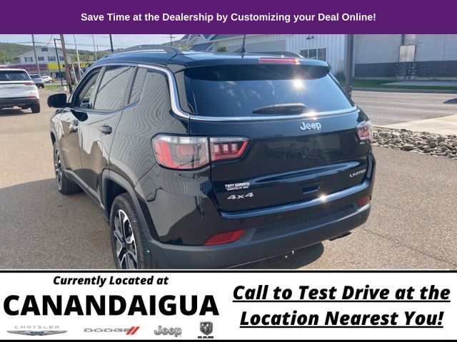 2022 Jeep Compass Limited photo 4