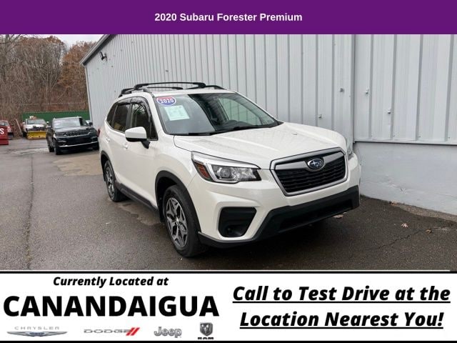 2020 Subaru Forester Premium's photo