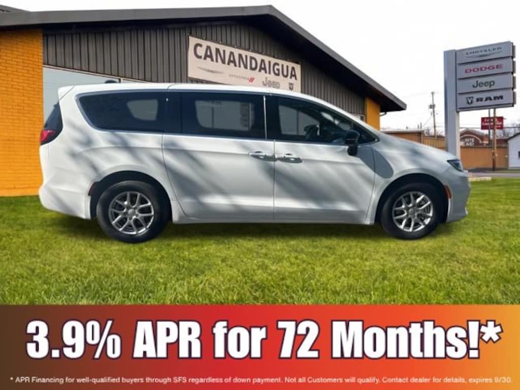 New 2026 Chrysler Pacifica Select Passenger Van