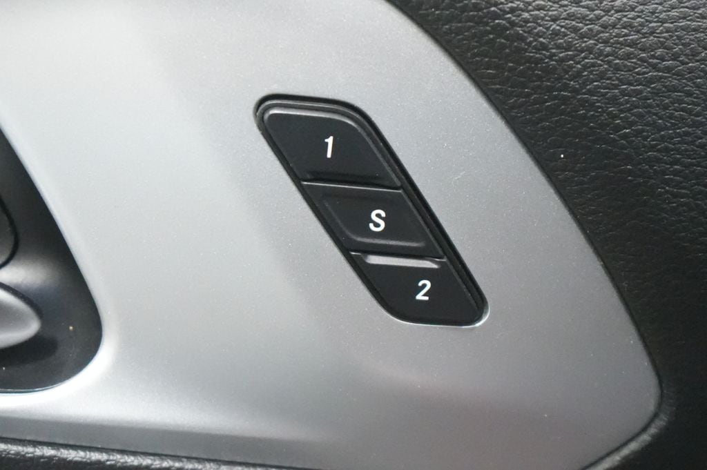 2021 Chrysler Pacifica Touring L - Photo 17