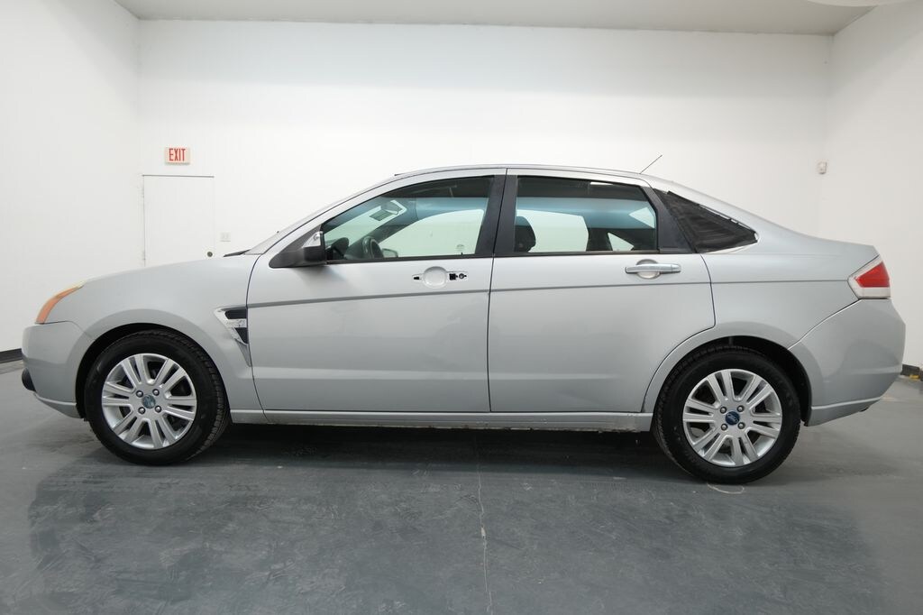 Used 2008 Ford Focus SES Sedan