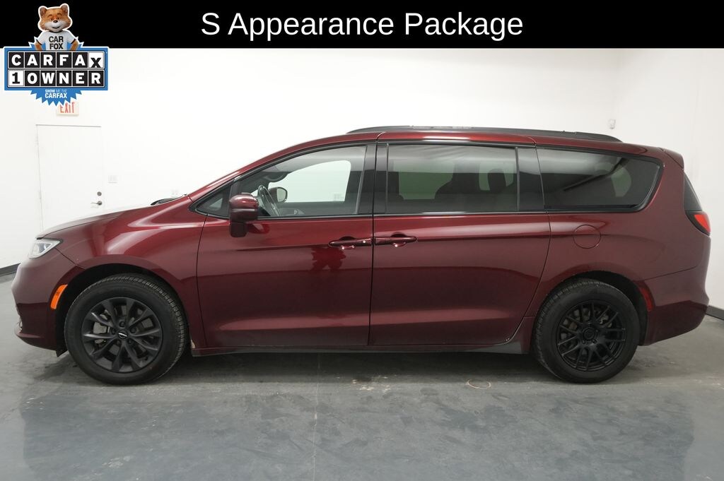Used 2021 Chrysler Pacifica Touring L Minivan/Van