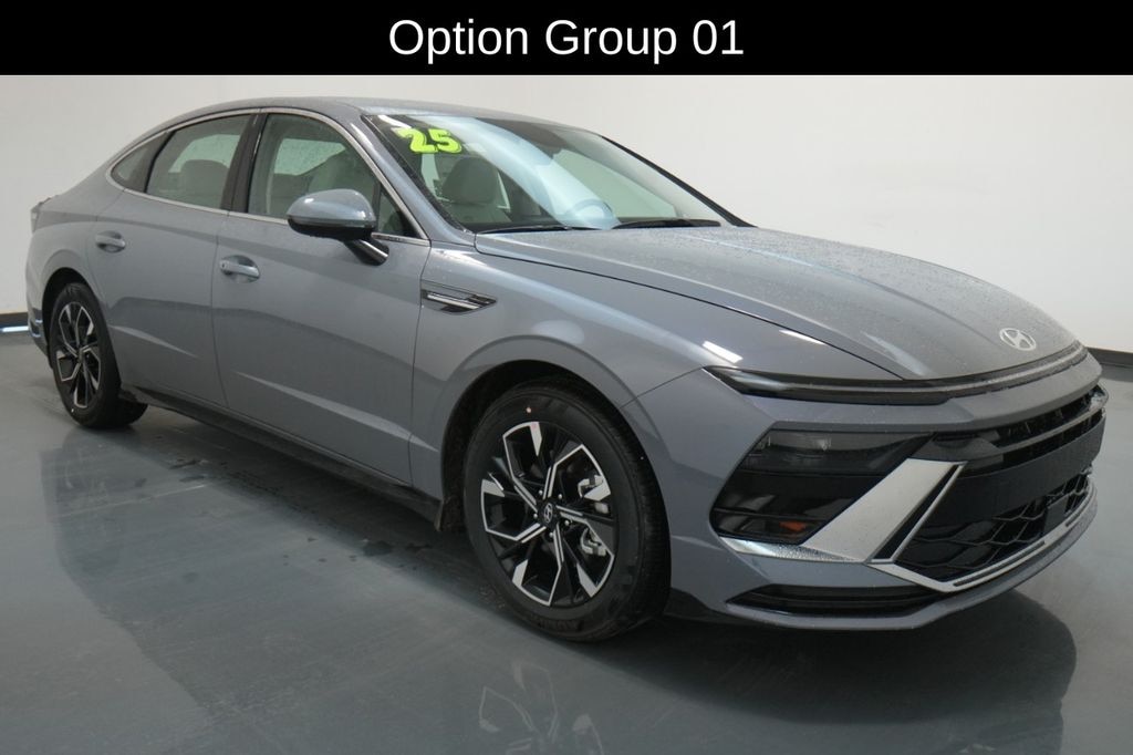 Used 2025 Hyundai Sonata SEL Sedan
