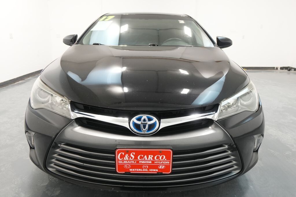 Used 2017 Toyota Camry Hybrid LE Sedan
