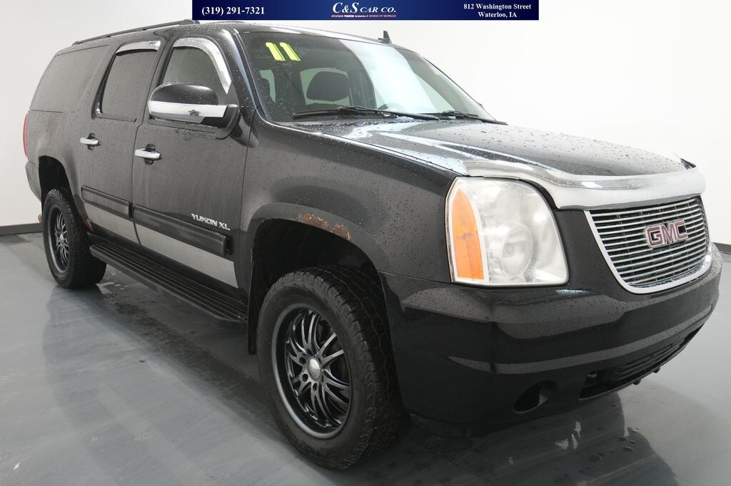 Used 2011 GMC Yukon XL SLE 1500 SUV