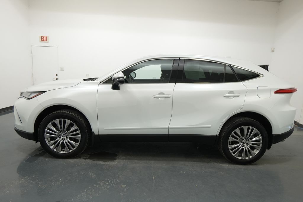 Used 2023 Toyota Venza Limited SUV