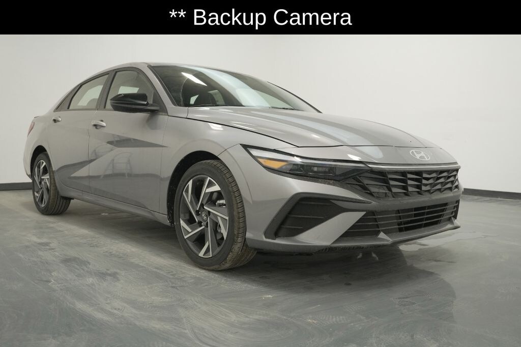 Used 2025 Hyundai Elantra SEL Sport Sedan