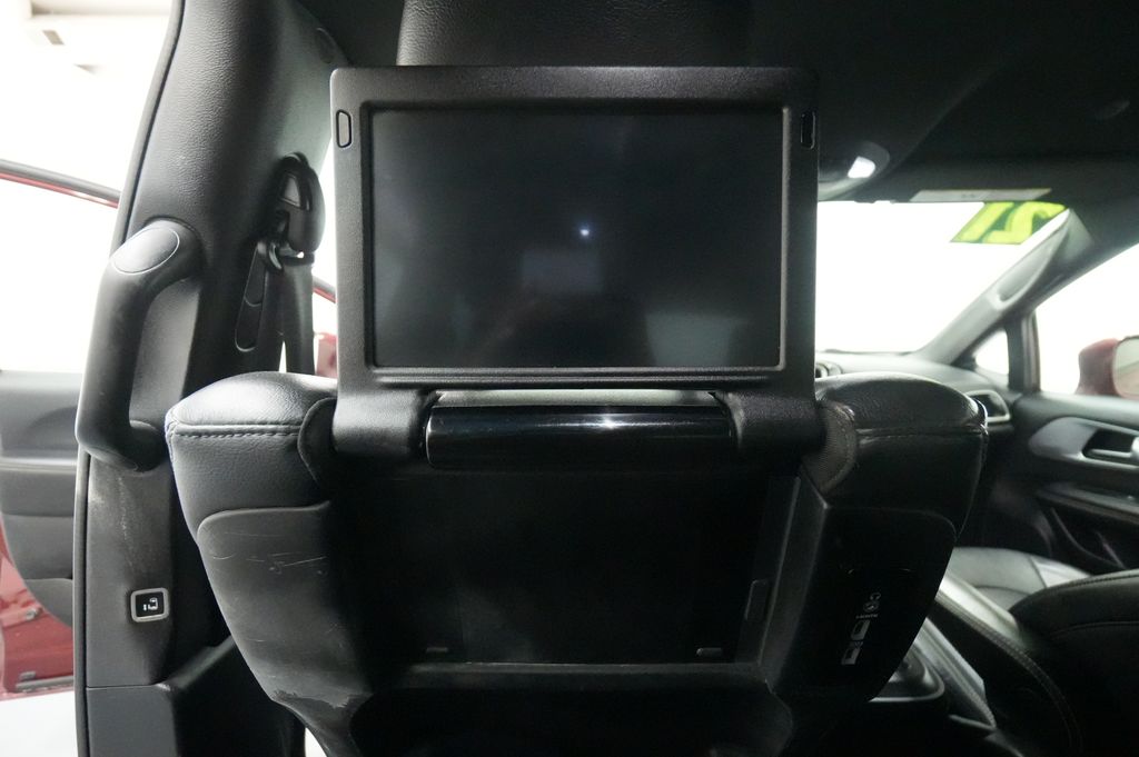 2021 Chrysler Pacifica Touring L - Photo 21