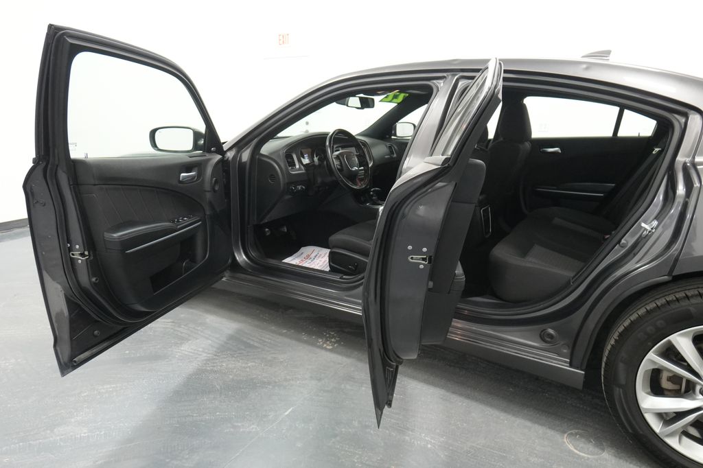 2022 Dodge Charger SXT - Photo 22