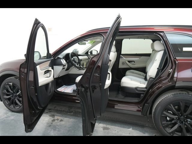 2026 Mazda CX-90 Premium Sport Package - Photo 25