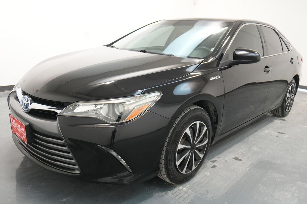 Used 2017 Toyota Camry Hybrid LE Sedan