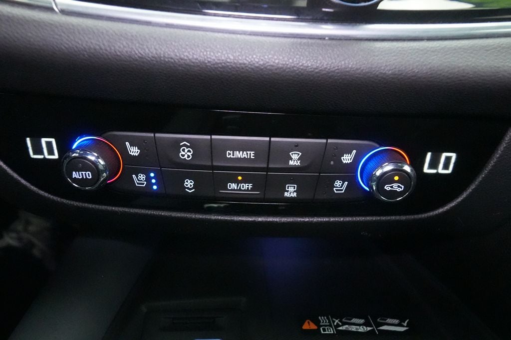 2022 Buick Enclave Premium - Photo 34