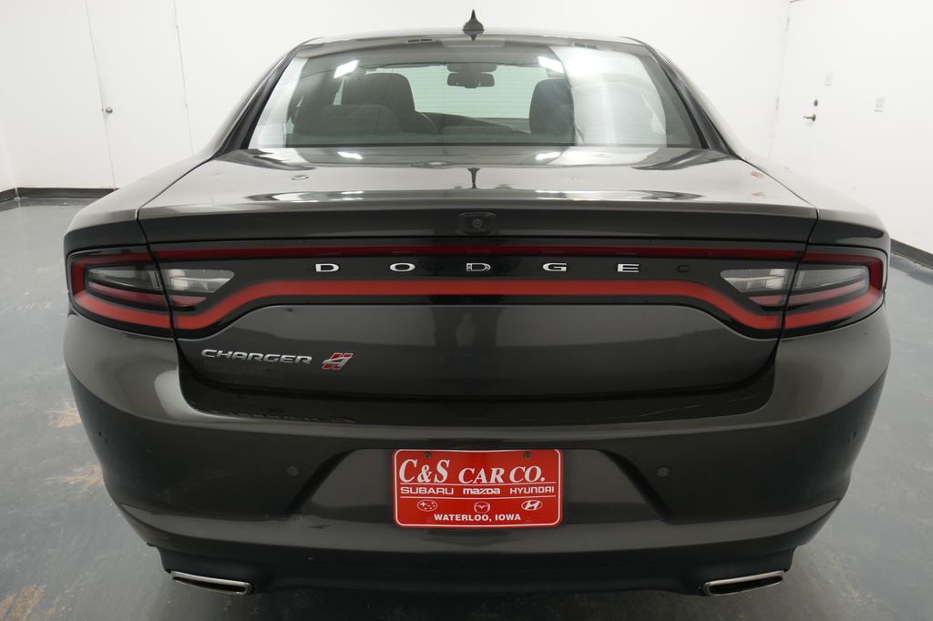 2022 Dodge Charger SXT - Photo 8