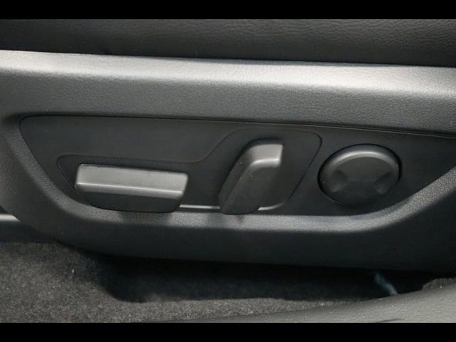 2026 Mazda CX-50 Premium - Photo 17