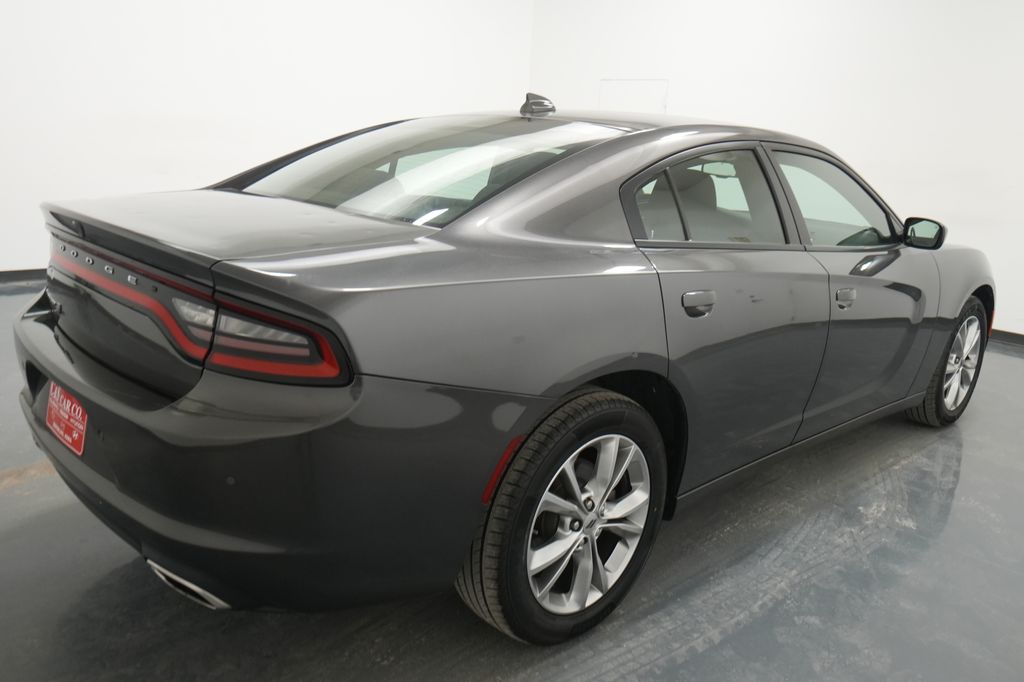 2022 Dodge Charger SXT - Photo 9