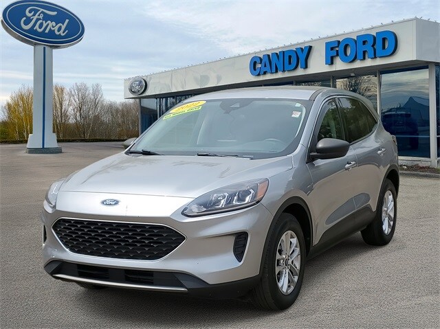 Used 2022 Ford Escape SE with VIN 1FMCU9G64NUB24770 for sale in Charlotte, MI