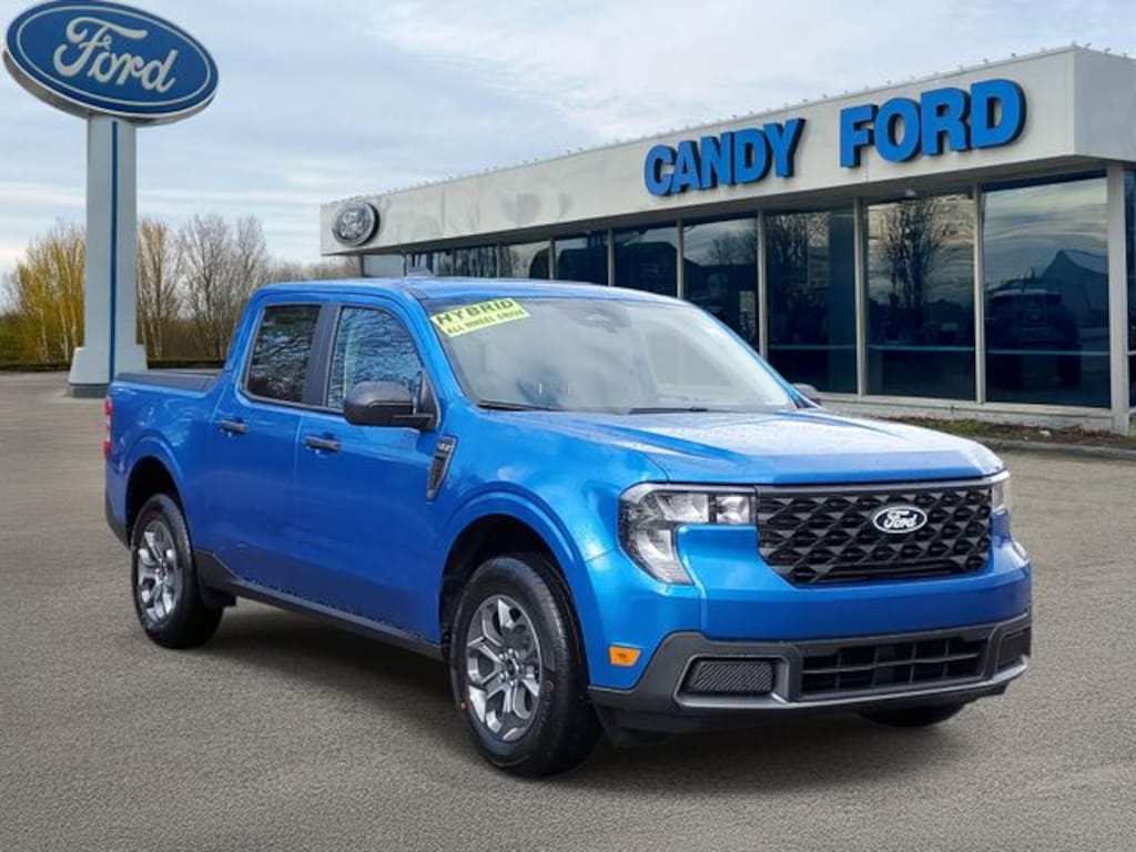 New 2025 Ford Maverick XLT Truck